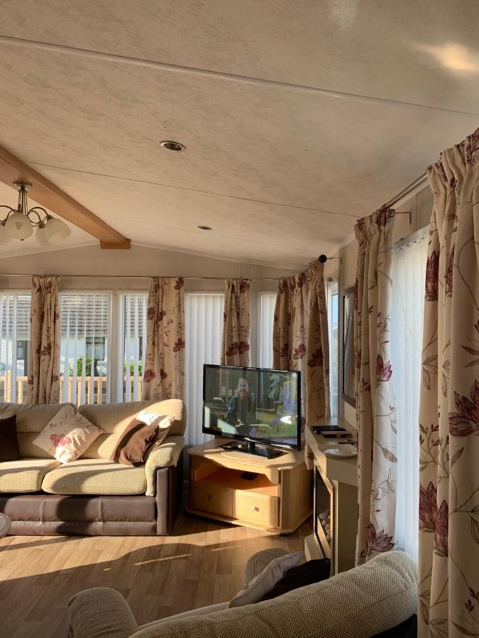 Immaculate 2-Bed Lodge in Monreith Newton Stewart Exterior foto