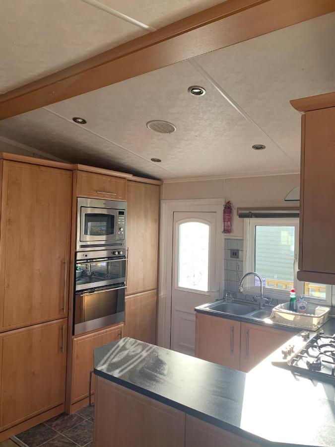 Immaculate 2-Bed Lodge in Monreith Newton Stewart Exterior foto